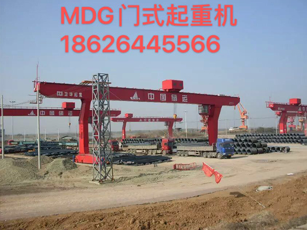 <font color='red'><font color='red'>門(mén)式</font><font color='red'>起重機</font></font>